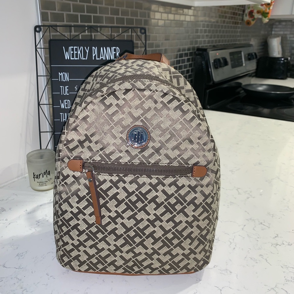Tommy Hilfiger Backpack Style Bag